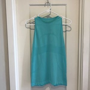 Lululemon Razorback tank